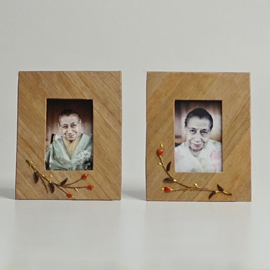 natural leaf conscious picture frame by nava vihan puducherry