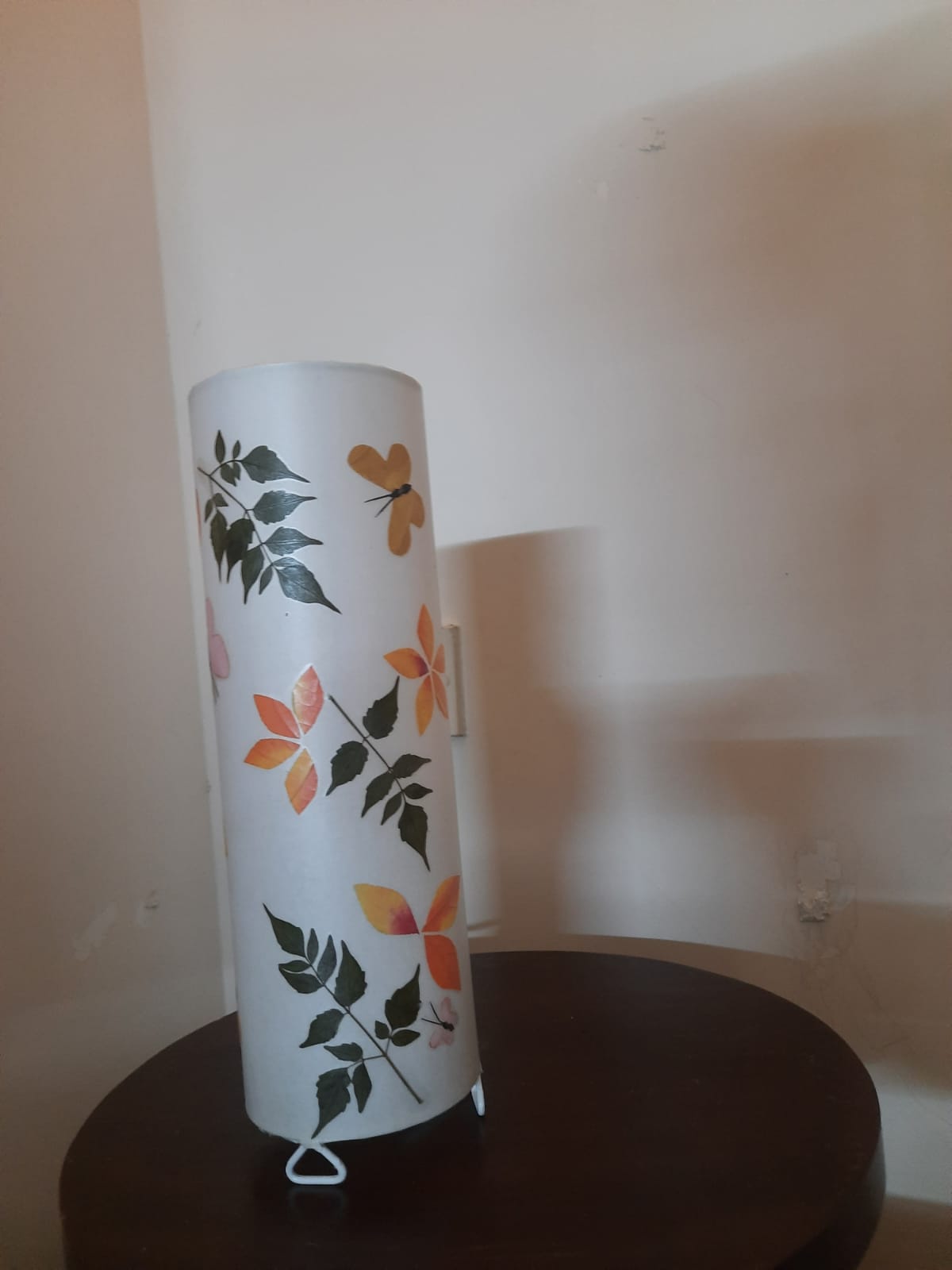 Flowers & Butterflies Artistic Table Lamp