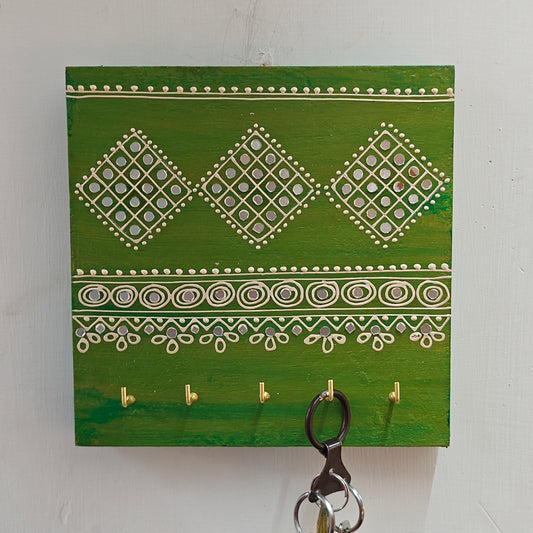Traditional Lippan Art Wall-Mount Key Holder