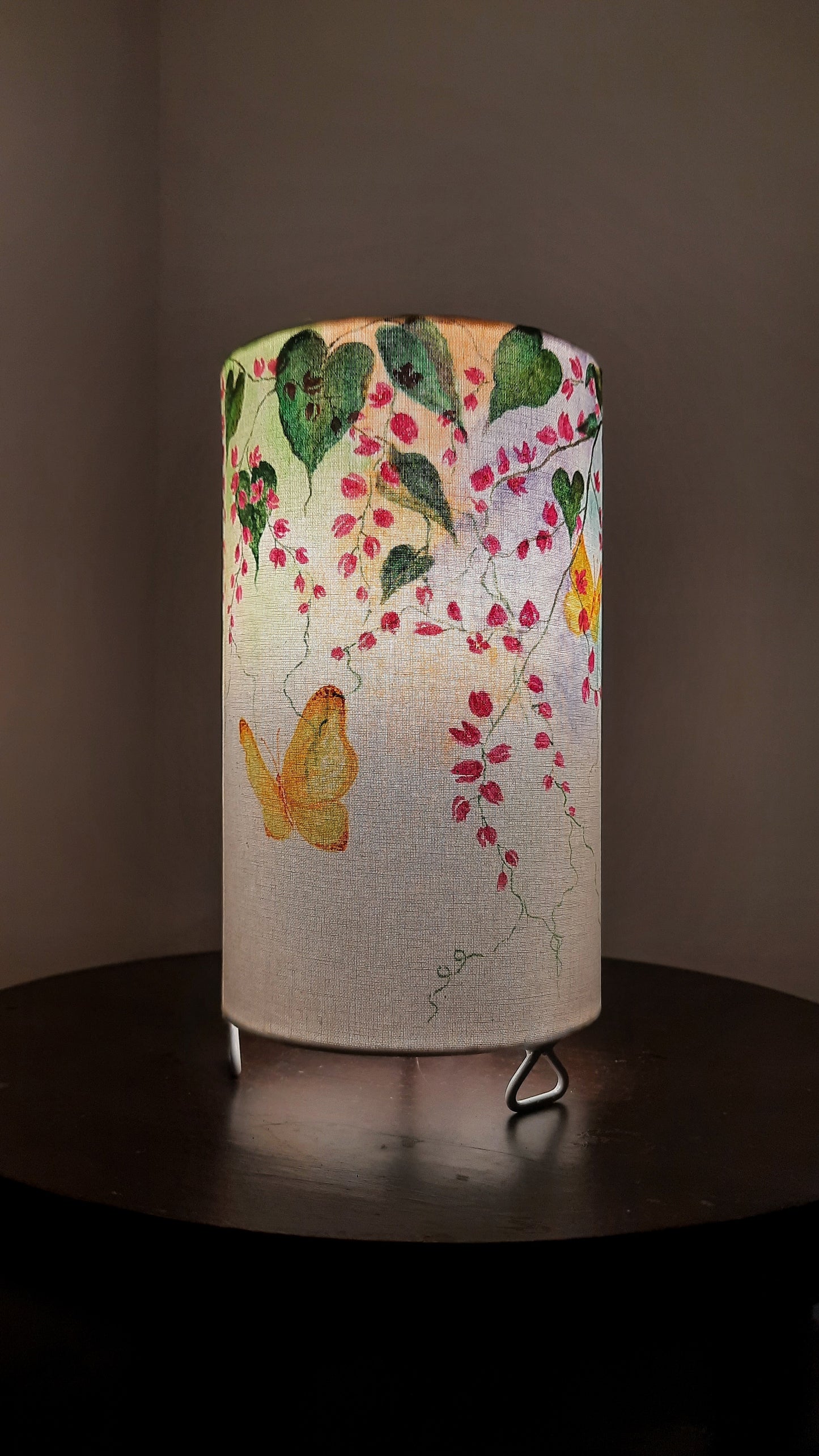 Exotic Coral Vine Hand-Painted Table Lamp