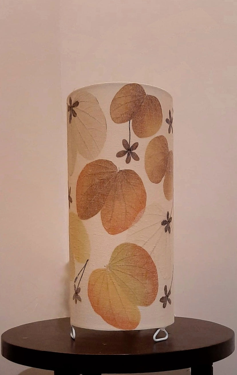 Natural Leaves & Flowers Table Lamp